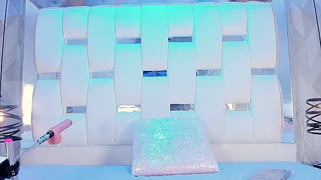 Snapshot of BriannaRoses chatting on October 2025 09:47:01 PM BriannaRoses online show from October 2025 09:47:01 PM