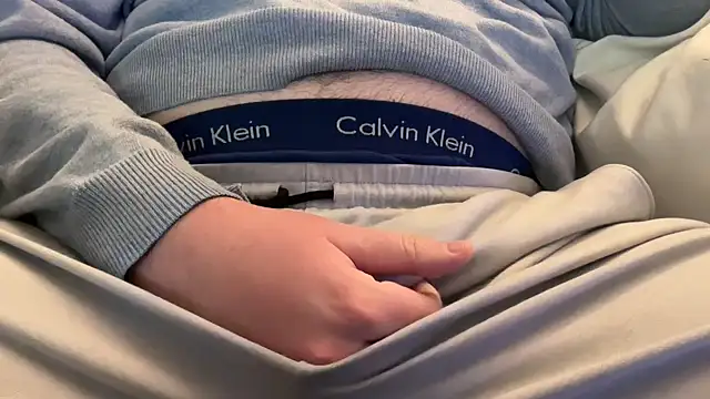 bmore235 online show from December 2025 09:42:02 PM