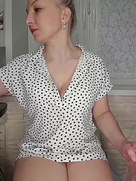 Snapshot of Anesteishen chatting on November 2025 05:30:02 AM Anesteishen online show from November 2025 05:30:02 AM