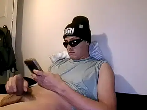 Snapshot of PerroDemonioHot chatting on February 2025 04:48:02 AM PerroDemonioHot online show from February 2025 04:48:02 AM