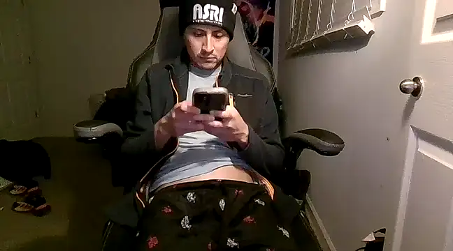 Snapshot of PerroDemonioHot chatting on February 2025 05:35:02 AM PerroDemonioHot online show from February 2025 05:35:02 AM