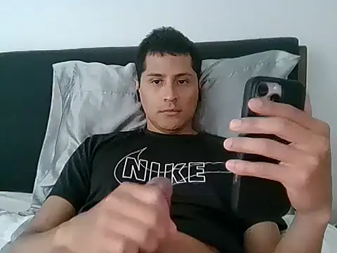 PerroDemonioHot online show from May 2026 08:52:02 PM