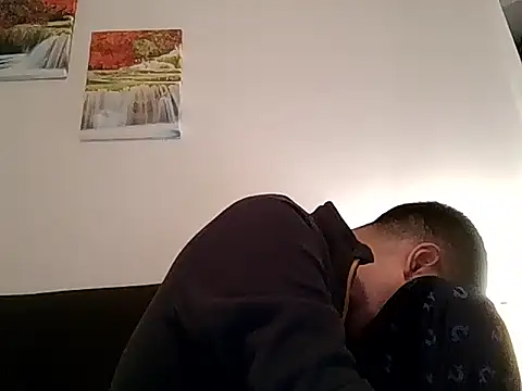Snapshot of PerroDemonioHot chatting on April 2026 03:02:02 AM PerroDemonioHot online show from April 2026 03:02:02 AM