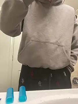 Snapshot of PerroDemonioHot chatting on February 2025 06:24:02 AM PerroDemonioHot online show from February 2025 06:24:02 AM