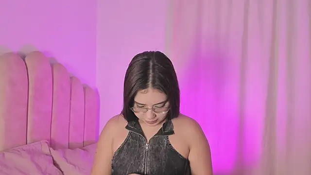 Marianagarcia01 online show from February 2026 10:12:02 PM