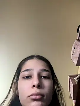 Snapshot of mollyEXD chatting on December 2025 02:10:02 PM mollyEXD online show from December 2025 02:10:02 PM