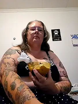 Snapshot of k1w1bbw chatting on January 2025 08:11:02 AM k1w1bbw online show from January 2025 08:11:02 AM