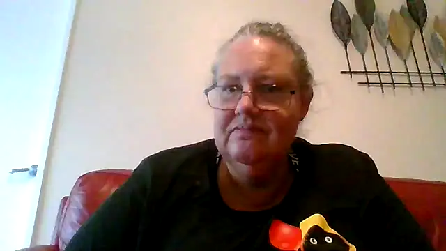 Snapshot of k1w1bbw chatting on February 2025 06:09:01 AM k1w1bbw online show from February 2025 06:09:01 AM