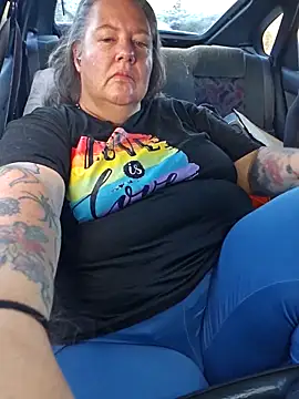 Snapshot of k1w1bbw chatting on March 2025 09:02:02 PM k1w1bbw online show from March 2025 09:02:02 PM