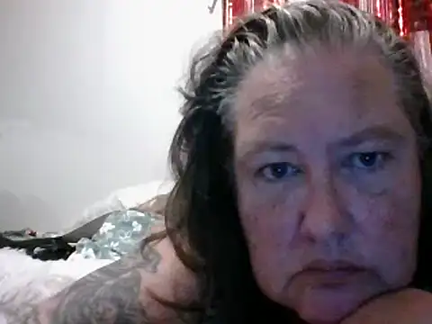 Snapshot of k1w1bbw chatting on February 2025 07:43:01 AM k1w1bbw online show from February 2025 07:43:01 AM