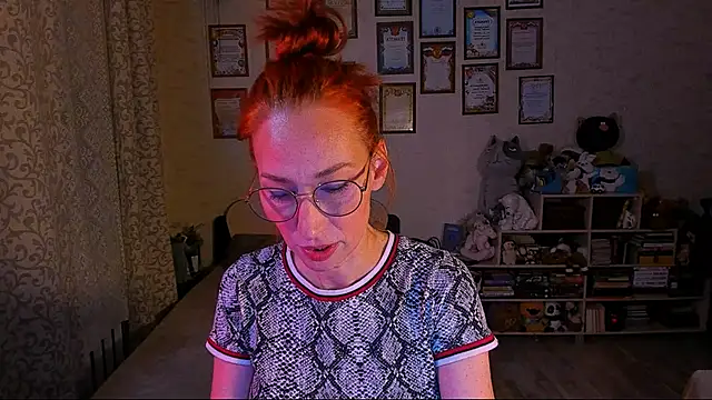 red rocco online show from February 2025 04:35:02 PM