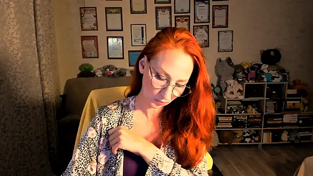 red rocco online show from October 2025 03:47:02 PM