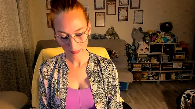 red rocco online show from September 2025 03:47:02 PM