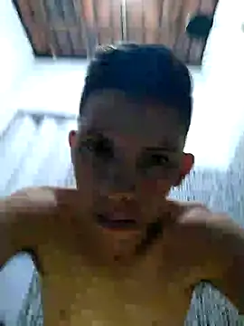 Snapshot of welitonzz28 chatting on May 2026 09:21:02 AM welitonzz28 online show from May 2026 09:21:02 AM