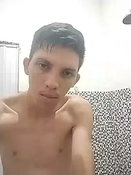 Snapshot of welitonzz28 chatting on June 2026 10:15:02 AM welitonzz28 online show from June 2026 10:15:02 AM