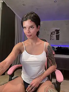 Snapshot of Rosariolovex chatting on February 2025 05:41:01 PM Rosariolovex online show from February 2025 05:41:01 PM