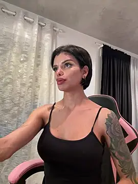 Snapshot of Rosariolovex chatting on March 2025 09:26:02 PM Rosariolovex online show from March 2025 09:26:02 PM