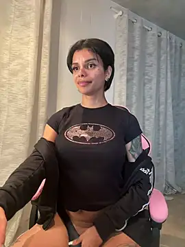 Snapshot of Rosariolovex chatting on January 2025 05:20:01 PM Rosariolovex online show from January 2025 05:20:01 PM