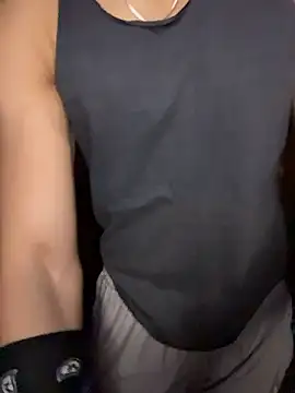 hot hunk boy online show from January 2026 09:07:02 PM