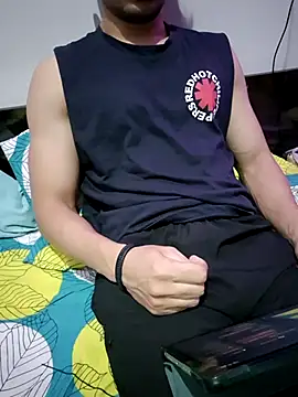 hot hunk boy online show from September 2025 04:07:02 AM