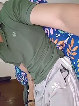 hot hunk boy online show from November 2025 09:25:01 AM