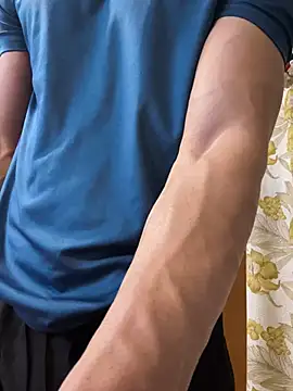 hot hunk boy online show from March 2025 06:54:01 PM