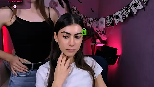 flora ri online show from October 2025 10:25:02 AM