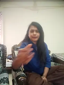 YourSuperTanya online show from March 2025 12:39:02 PM