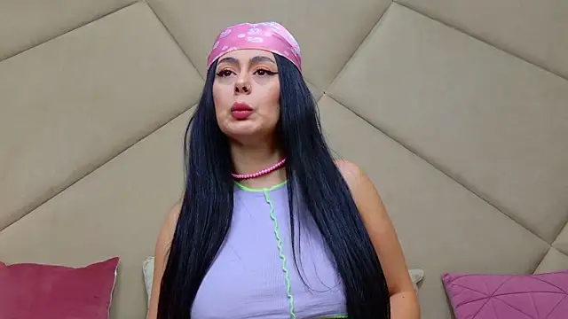 ChloeFrost online show from November 2025 06:13:02 AM