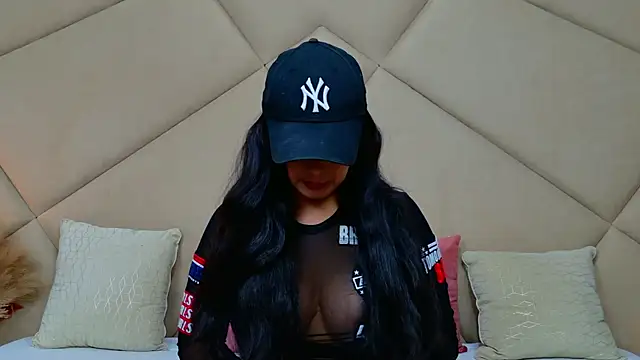 ChloeFrost online show from October 2025 04:58:02 AM