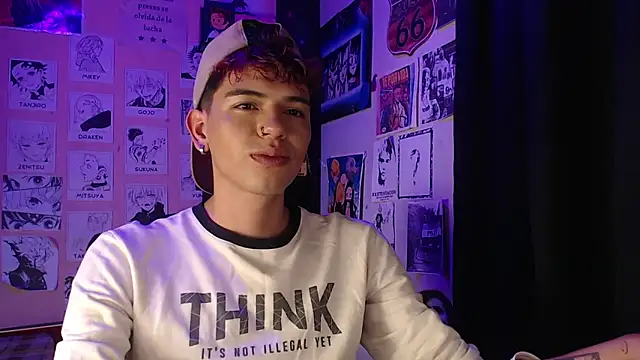 Snapshot of Mickey_Magic chatting on March 2025 11:09:01 PM Mickey Magic online show from March 2025 11:09:01 PM