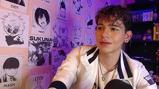 Snapshot of Mickey_Magic chatting on March 2025 07:47:02 AM Mickey Magic online show from March 2025 07:47:02 AM