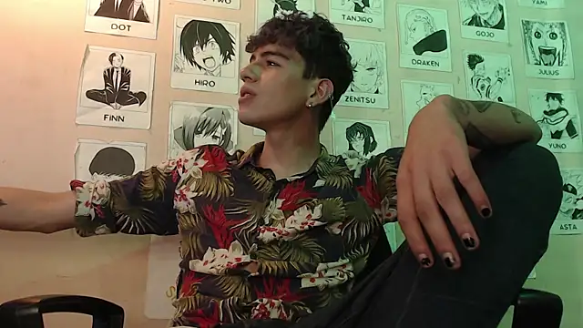 Snapshot of Mickey_Magic chatting on February 2025 05:02:01 AM Mickey Magic online show from February 2025 05:02:01 AM