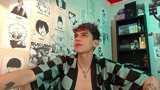 Snapshot of Mickey_Magic chatting on February 2025 11:39:01 AM Mickey Magic online show from February 2025 11:39:01 AM