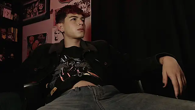 Snapshot of Mickey_Magic chatting on March 2025 07:22:02 AM Mickey Magic online show from March 2025 07:22:02 AM