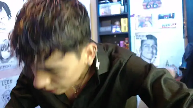 Snapshot of Mickey_Magic chatting on February 2025 05:09:01 AM Mickey Magic online show from February 2025 05:09:01 AM