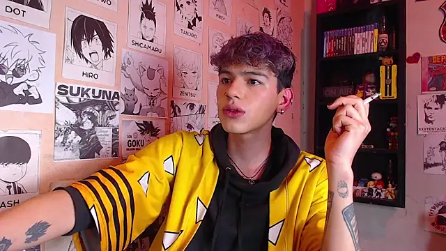 Snapshot of Mickey_Magic chatting on March 2025 12:33:02 PM Mickey Magic online show from March 2025 12:33:02 PM