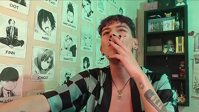 Snapshot of Mickey_Magic chatting on February 2025 06:41:01 AM Mickey Magic online show from February 2025 06:41:01 AM