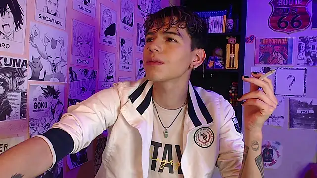 Snapshot of Mickey_Magic chatting on March 2025 04:41:02 AM Mickey Magic online show from March 2025 04:41:02 AM