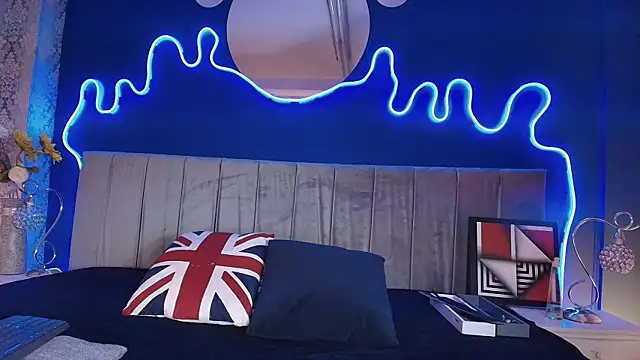 JeanneSabatier online show from March 2026 07:54:01 PM