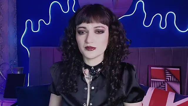 JeanneSabatier online show from July 2026 07:47:02 PM
