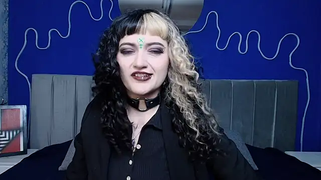 JeanneSabatier online show from June 2026 07:51:01 PM