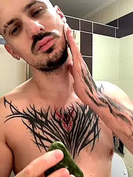 Snapshot of AssHunter4k chatting on November 2025 08:31:02 AM AssHunter4k online show from November 2025 08:31:02 AM