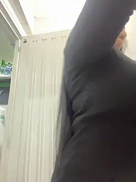 Miia Jazmin online show from January 2026 03:06:01 PM