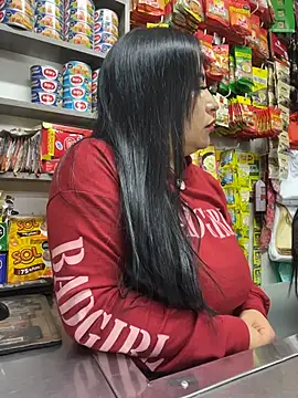 Miia Jazmin online show from November 2025 11:27:01 PM