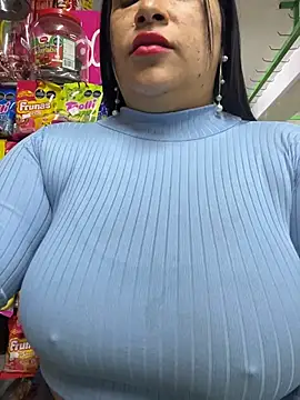 Miia Jazmin online show from July 2026 12:32:01 AM