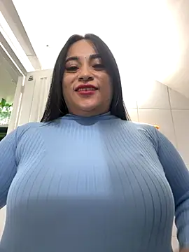 Snapshot of Miia_Jazmin chatting on October 2025 07:06:01 PM Miia Jazmin online show from October 2025 07:06:01 PM
