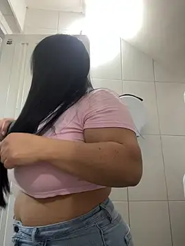 Miia Jazmin online show from February 2026 01:10:01 PM