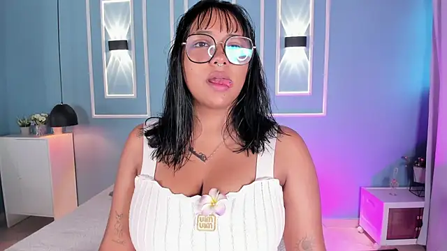 isabella zc online show from July 2026 11:49:01 AM
