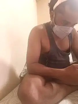 Snapshot of Raziv_komal143 chatting on January 2025 03:52:02 AM Raziv komal143 online show from January 2025 03:52:02 AM